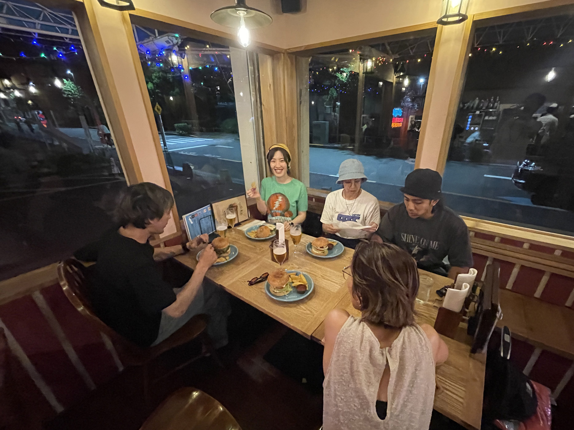 ルイスハンバーガーレストラン LouisHamburgerRestaurant