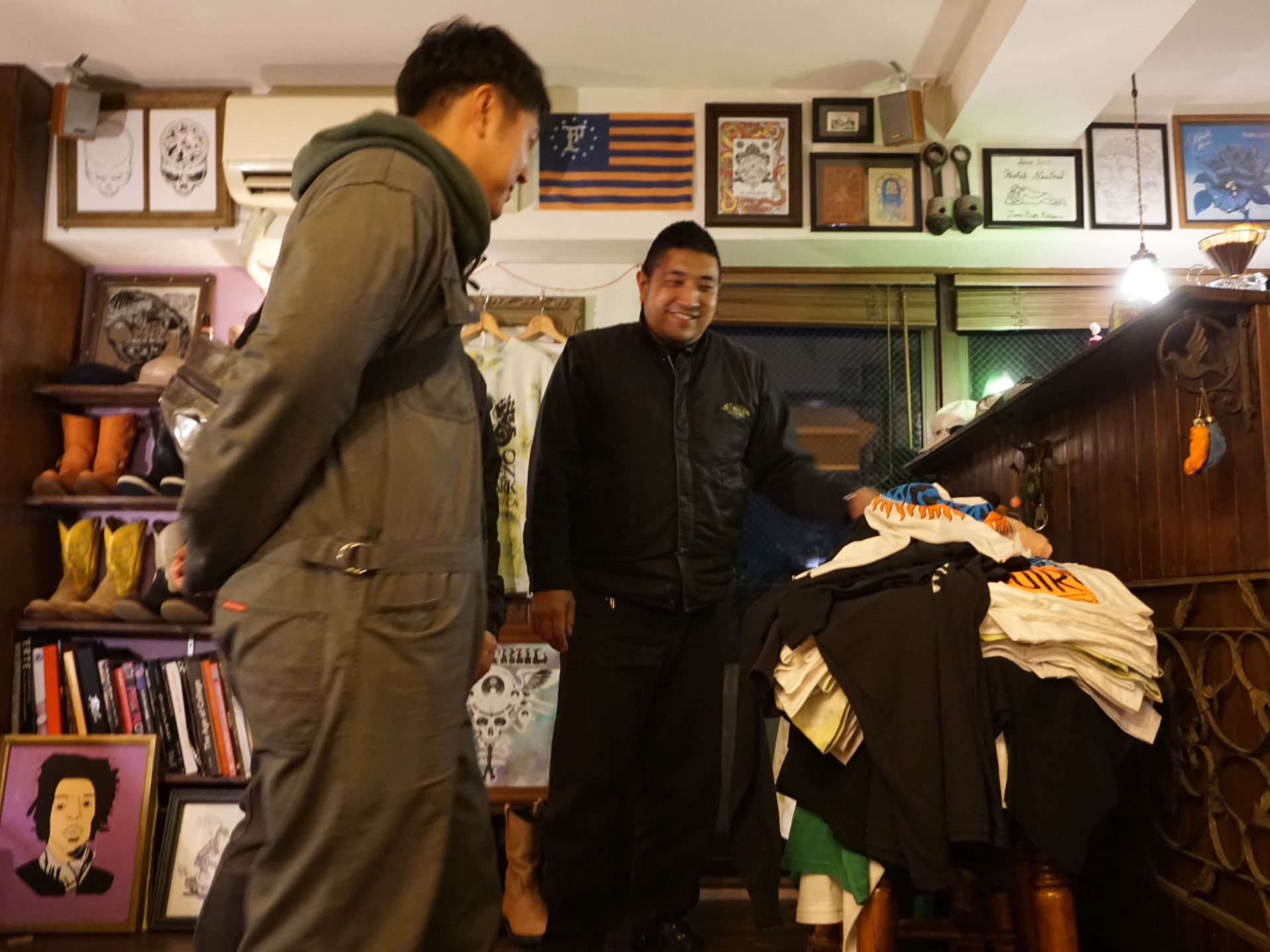 ニュートラル NEUTRAL