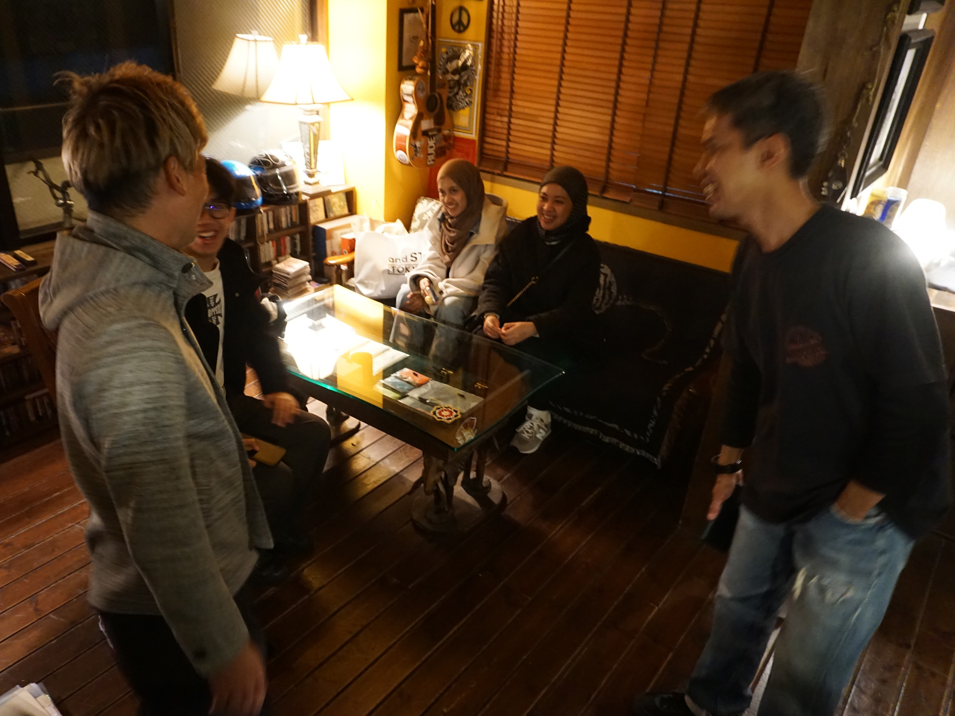 ニュートラル NEUTRAL