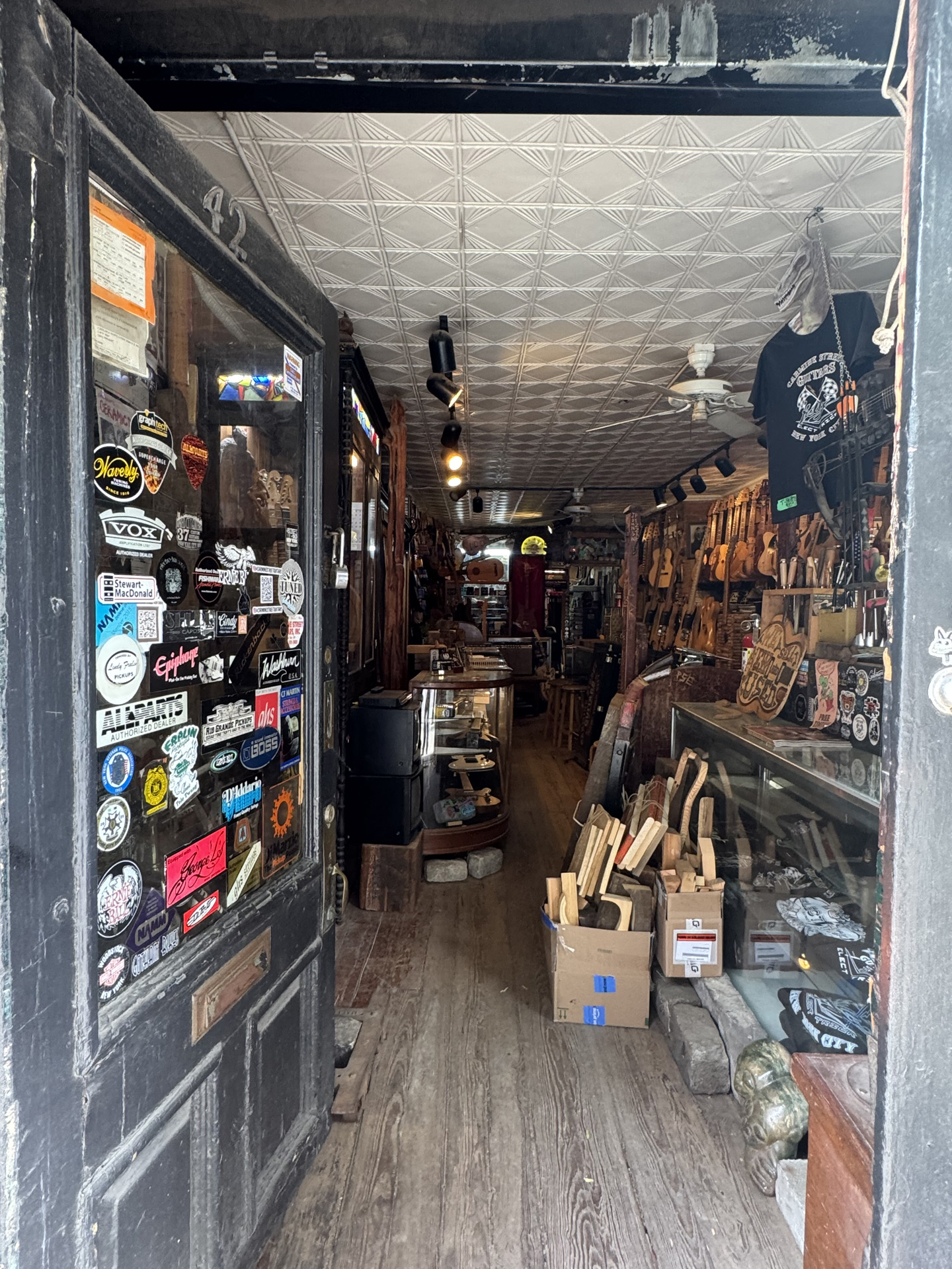 カーマイン・ストリート・ギター ニューヨーク CarmineStreetGuitars newyork