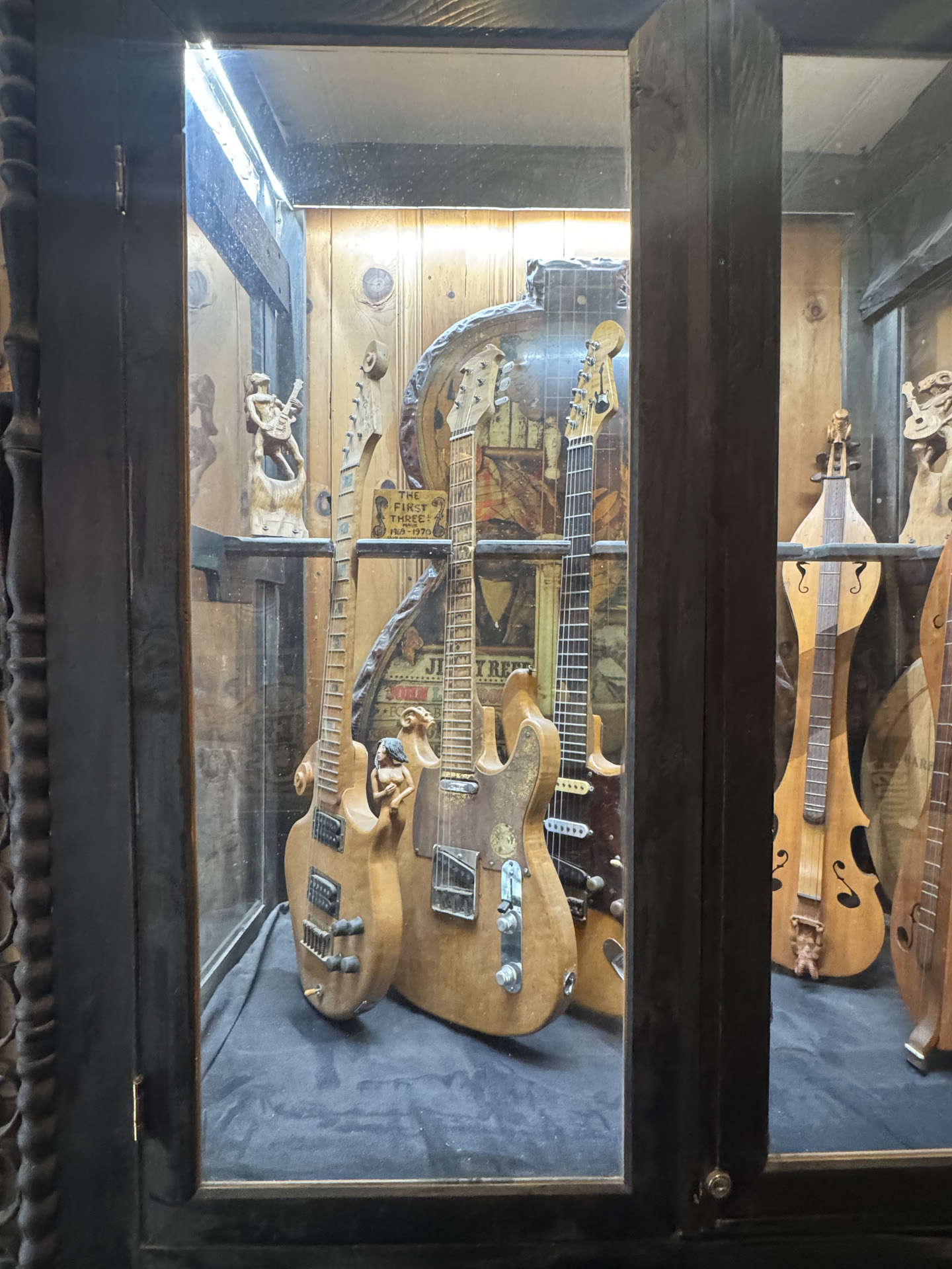 カーマイン・ストリート・ギター ニューヨーク CarmineStreetGuitars newyork