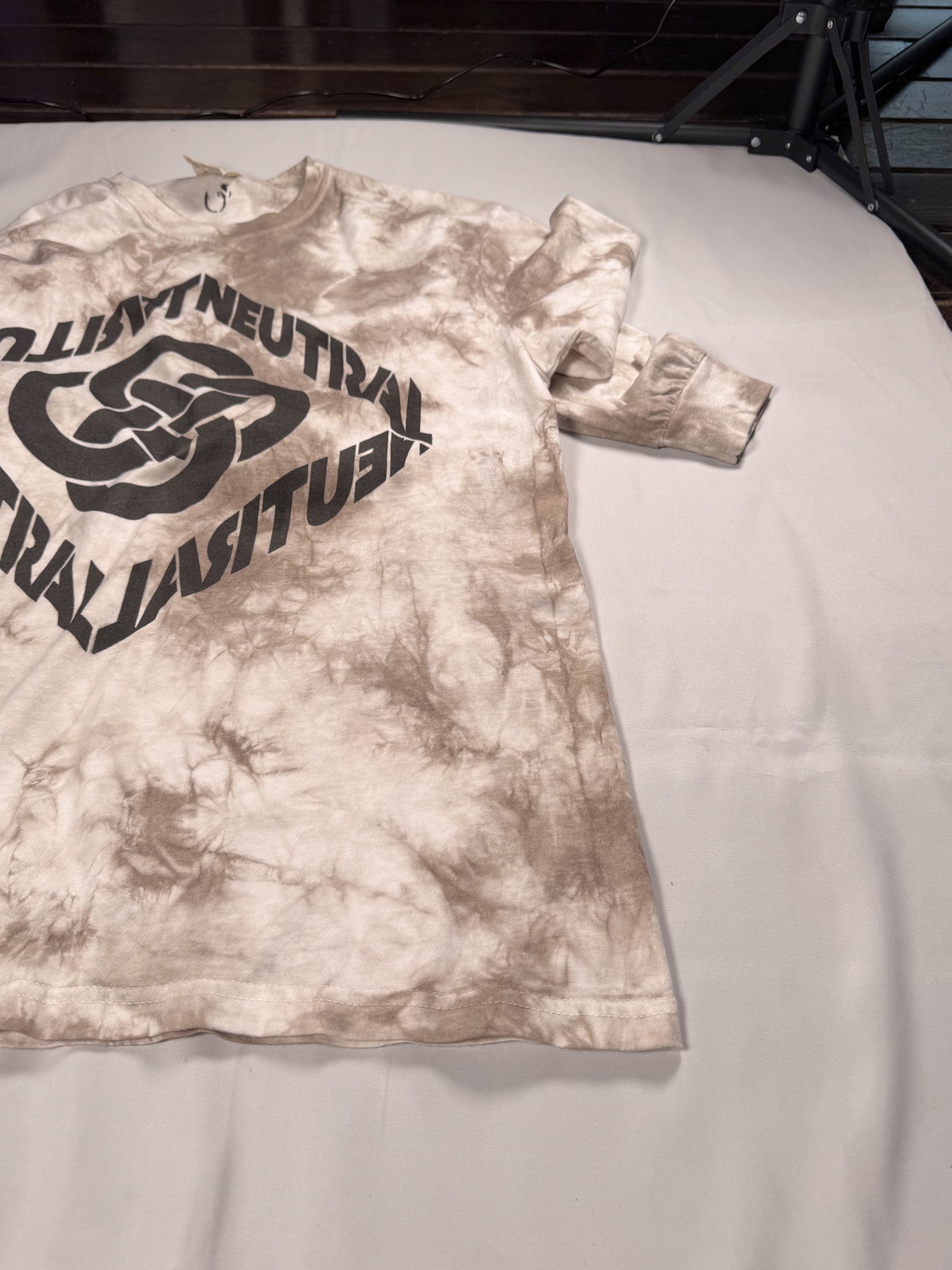 ニュートラル タイダイ neutral tiedye