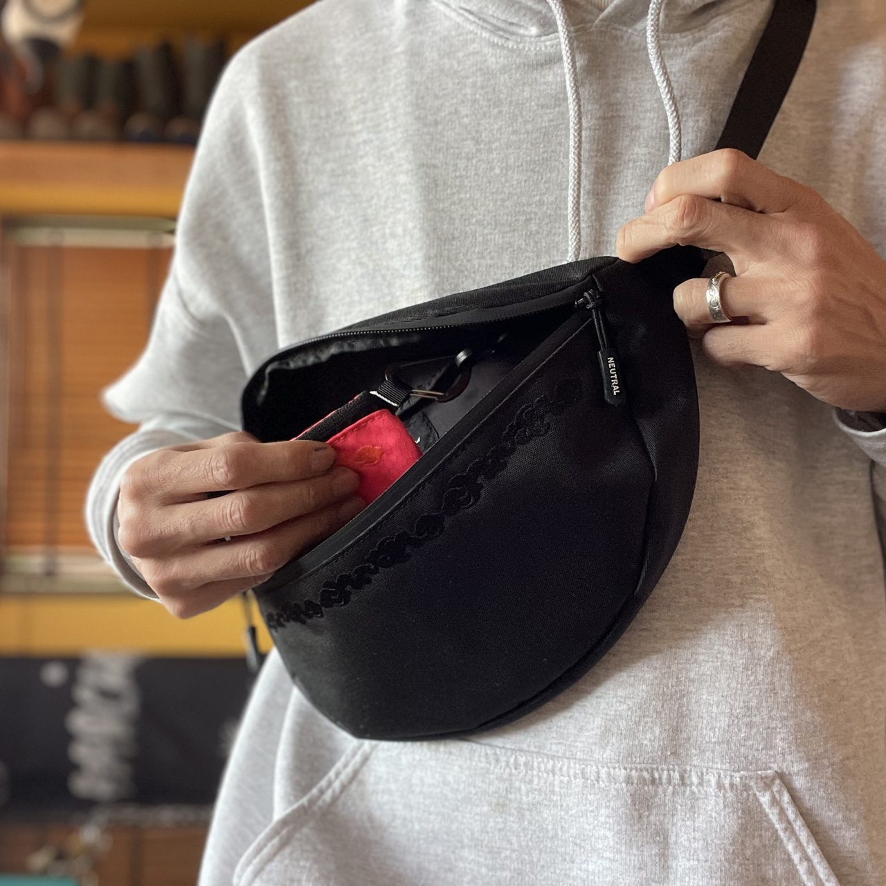 ニュートラル ウエストバッグ neutral waistbag