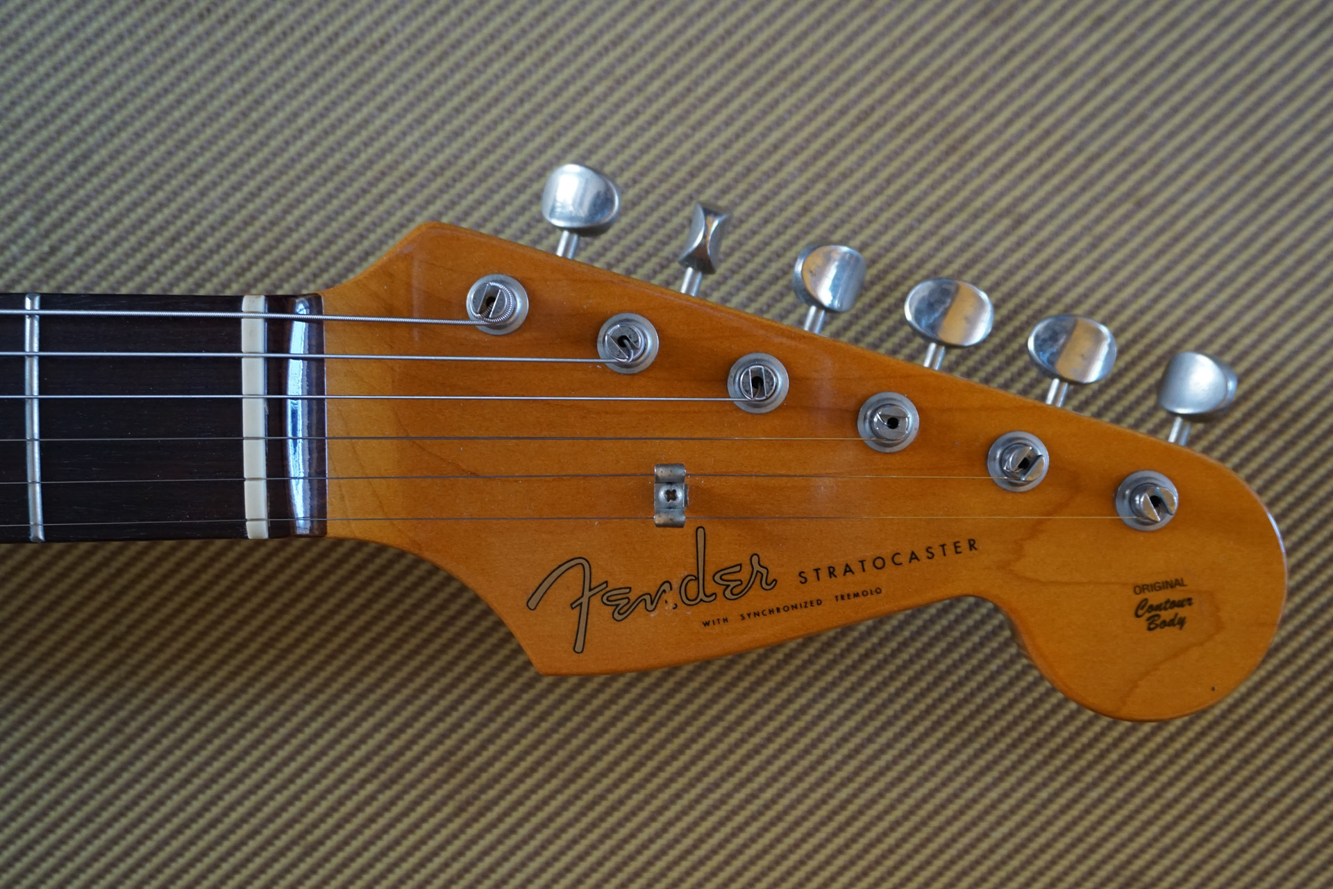 ニュートラル フェンダー ストラトキャスター NEUTRAL FENDER Stratocaster