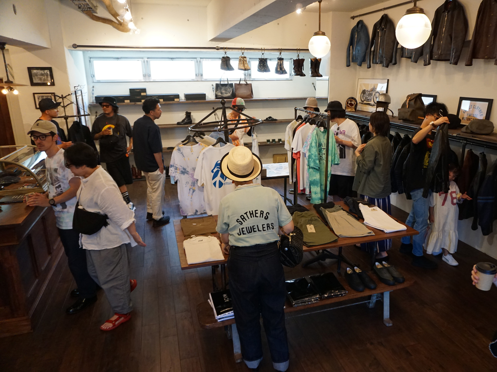 アディクトクローズ名古屋 リビングストン ニュートラル ステンシルTシャツ addictclothnagoya livingstone neutral stenciltshirt